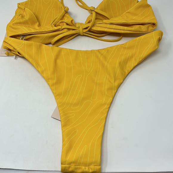 Kittenish Yellow Stay Wild Cheeky Bikini Swimsuit Size Large Brand New W/Tags - Picture 11 of 13